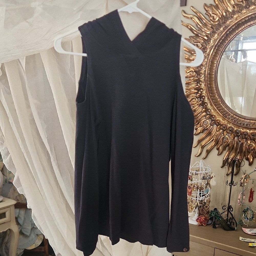 Elegant Black Shoulderless Hoodie